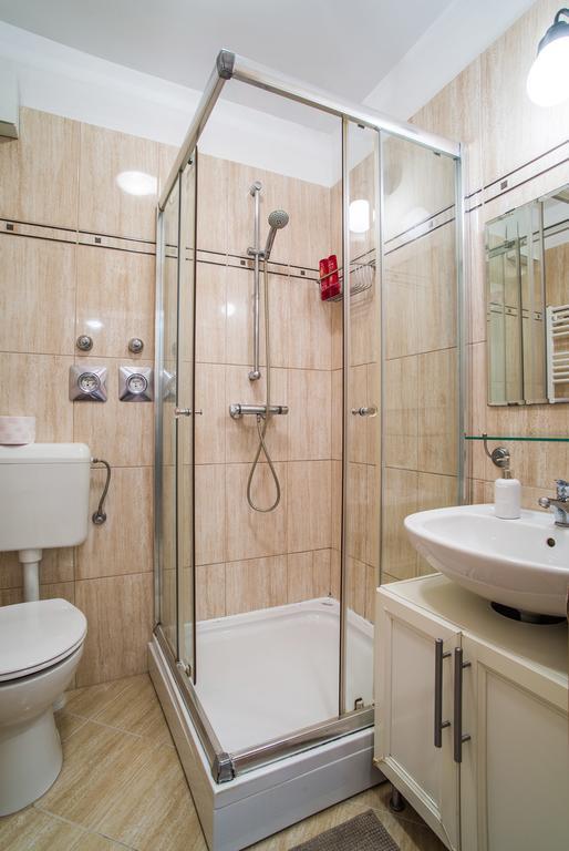 Lovely Corvin Apartment Budapest Exterior foto